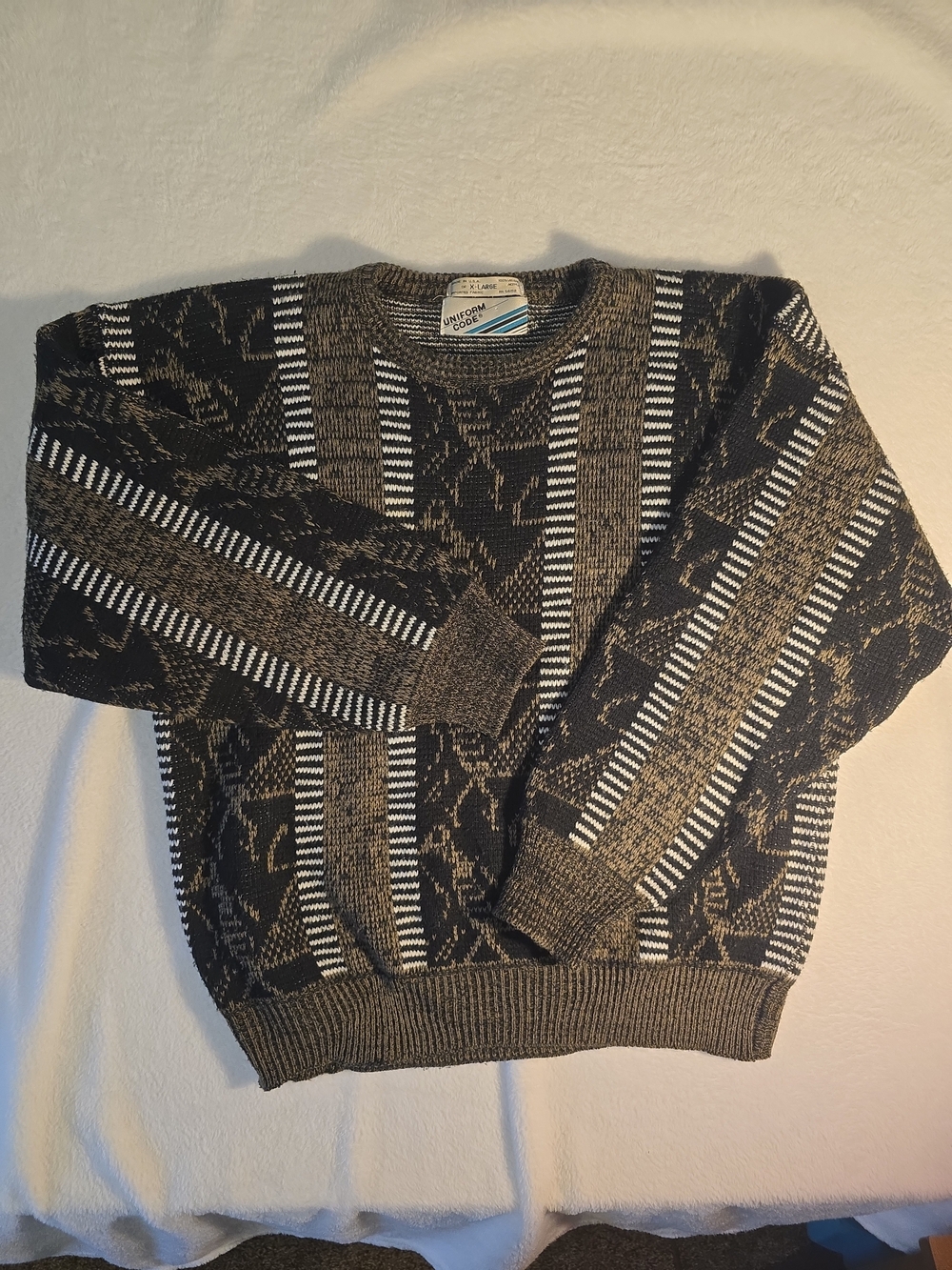 Uniform Code Vintage 90s  Black White & Brown  Sweater  XL 100% Virgin Acrylic